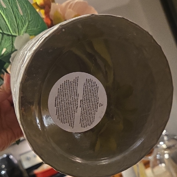 Elegant Silver and Cream Vase Handmade Look - Picture 4 of 6